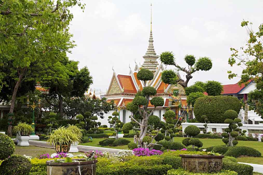 Wat Arun A Godly Peaceful Place.