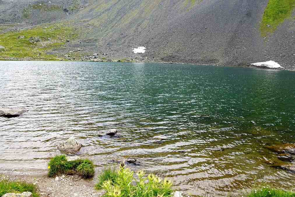 Best Alpine Hikes in Switzerland - Swiss National Park.